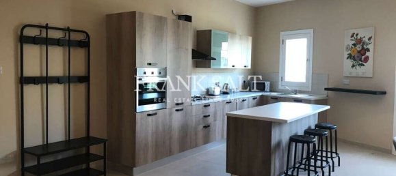 3 bedrooms Apartment in Kalkara, Malta No. 6337 2