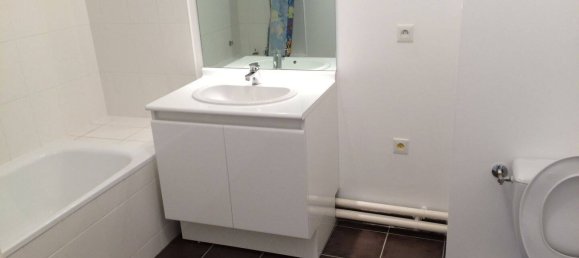 Studio in Buc, France No. 326541 3