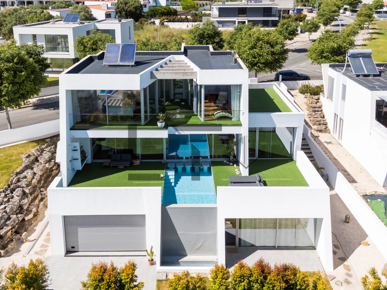 Дом с 6 спальнями в Синтра, Португалия № 312075