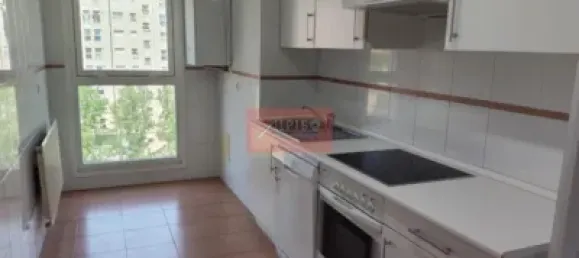 Apartamento de 3 dormitorios en Orense, Spain No. 140478 20