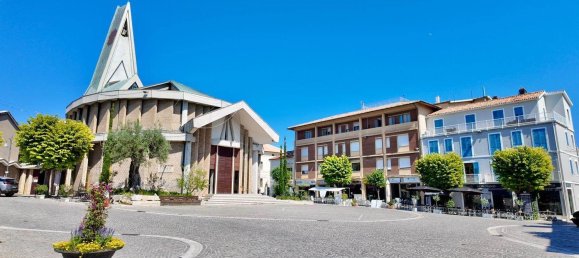 Apartamento de 2 habitaciónes en Numana, Italy No. 300318 20