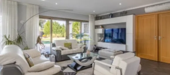 4 bedrooms Villa in Bombarral, Portugal No. 112438 3