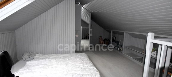 4 bedrooms House in Neuville-en-Ferrain, France No. 216560 12