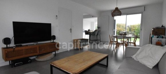 4 bedrooms House in Neuville-en-Ferrain, France No. 216560 6