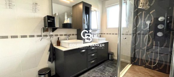 5 bedrooms Castles in Saint-Avertin, France No. 361820 13