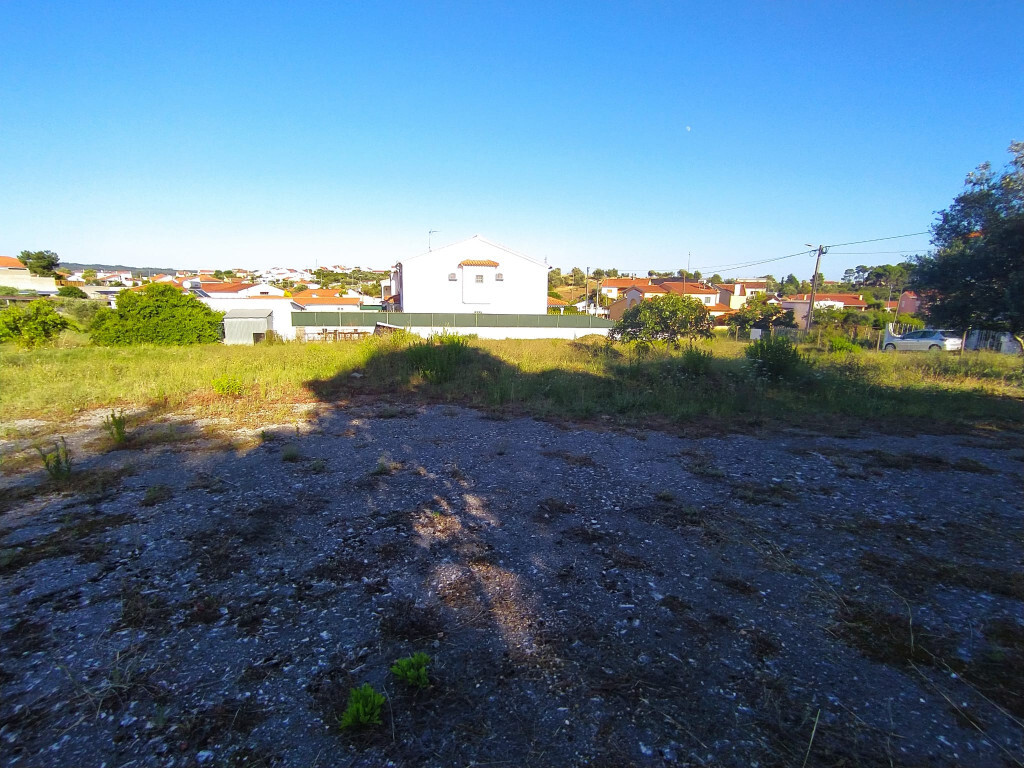 1258m² Land in Tomar, Portugal No. 79609