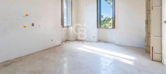 Вилла с 2 спальнями в Арадео, Италия № 165701 9