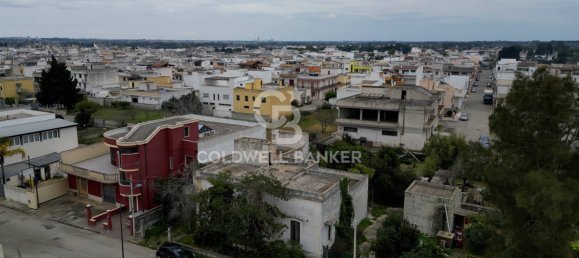 Вилла с 2 спальнями в Арадео, Италия № 165701 2