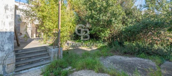 Вилла с 2 спальнями в Арадео, Италия № 165701 32