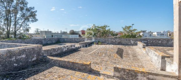 Вилла с 2 спальнями в Арадео, Италия № 165701 33