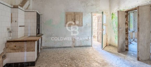 Вилла с 2 спальнями в Арадео, Италия № 165701 15