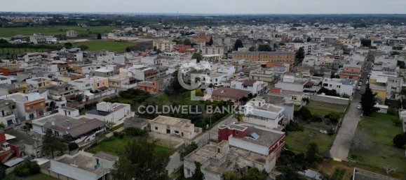 Вилла с 2 спальнями в Арадео, Италия № 165701 41