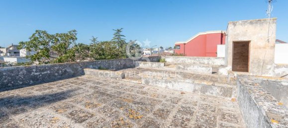 Вилла с 2 спальнями в Арадео, Италия № 165701 36