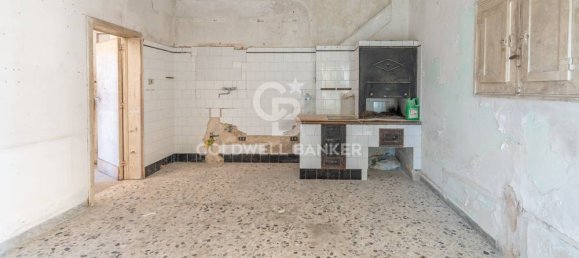 Вилла с 2 спальнями в Арадео, Италия № 165701 16