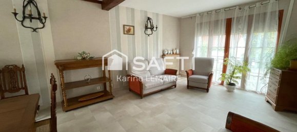 4 bedrooms House in Berlaimont, France No. 212894 3