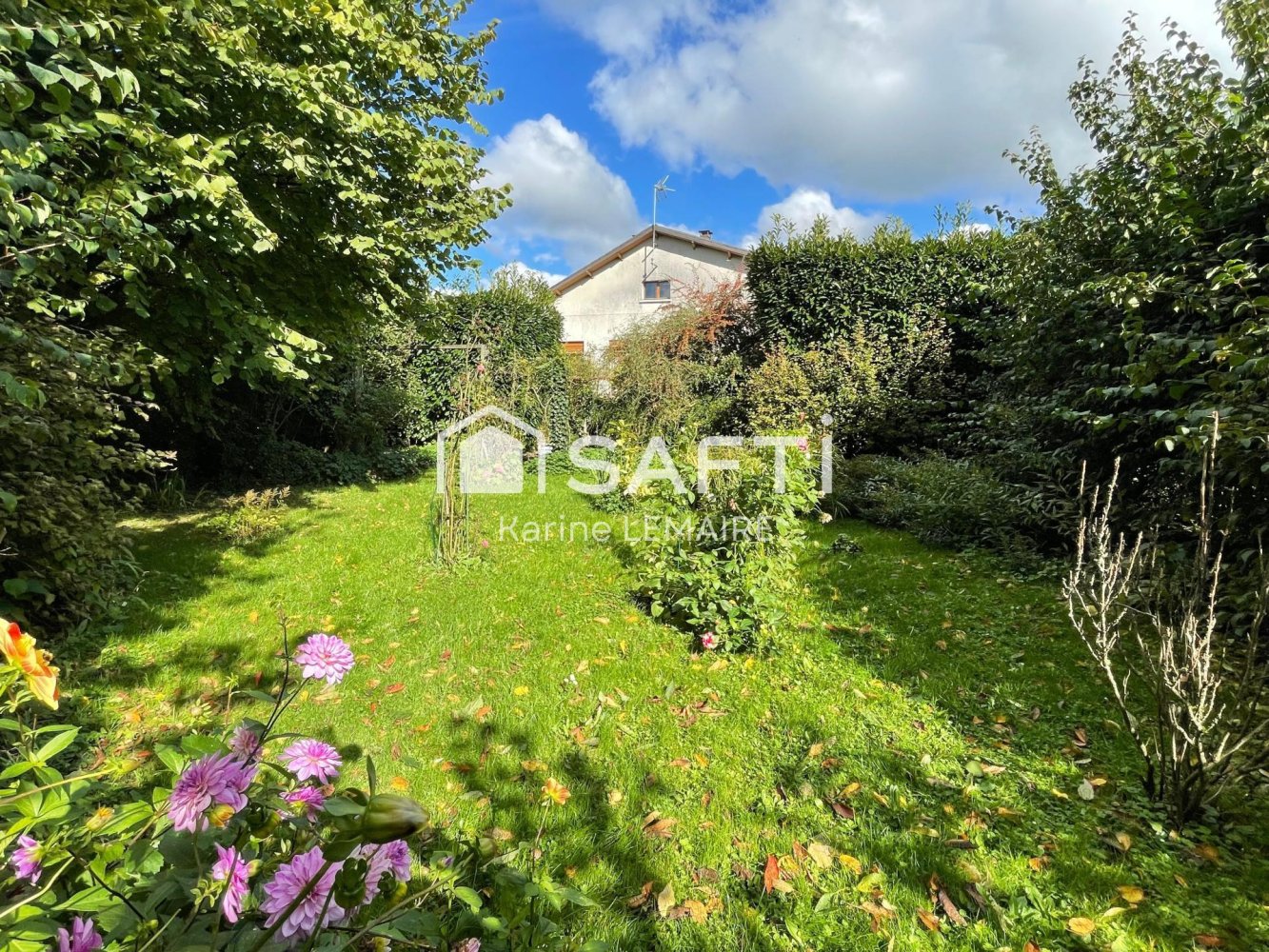 4 bedrooms House in Berlaimont, France No. 212894