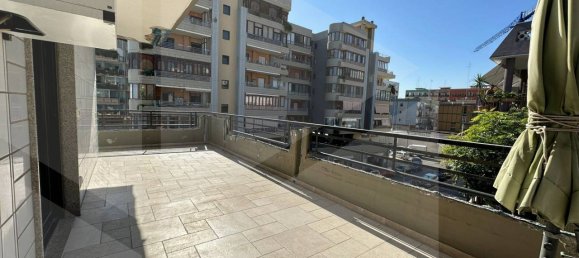 Apartamento de 2 divisões em Bari, Italy N.º 21664 4