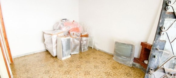 3 rooms House in Roccagloriosa, Italy No. 28174 6