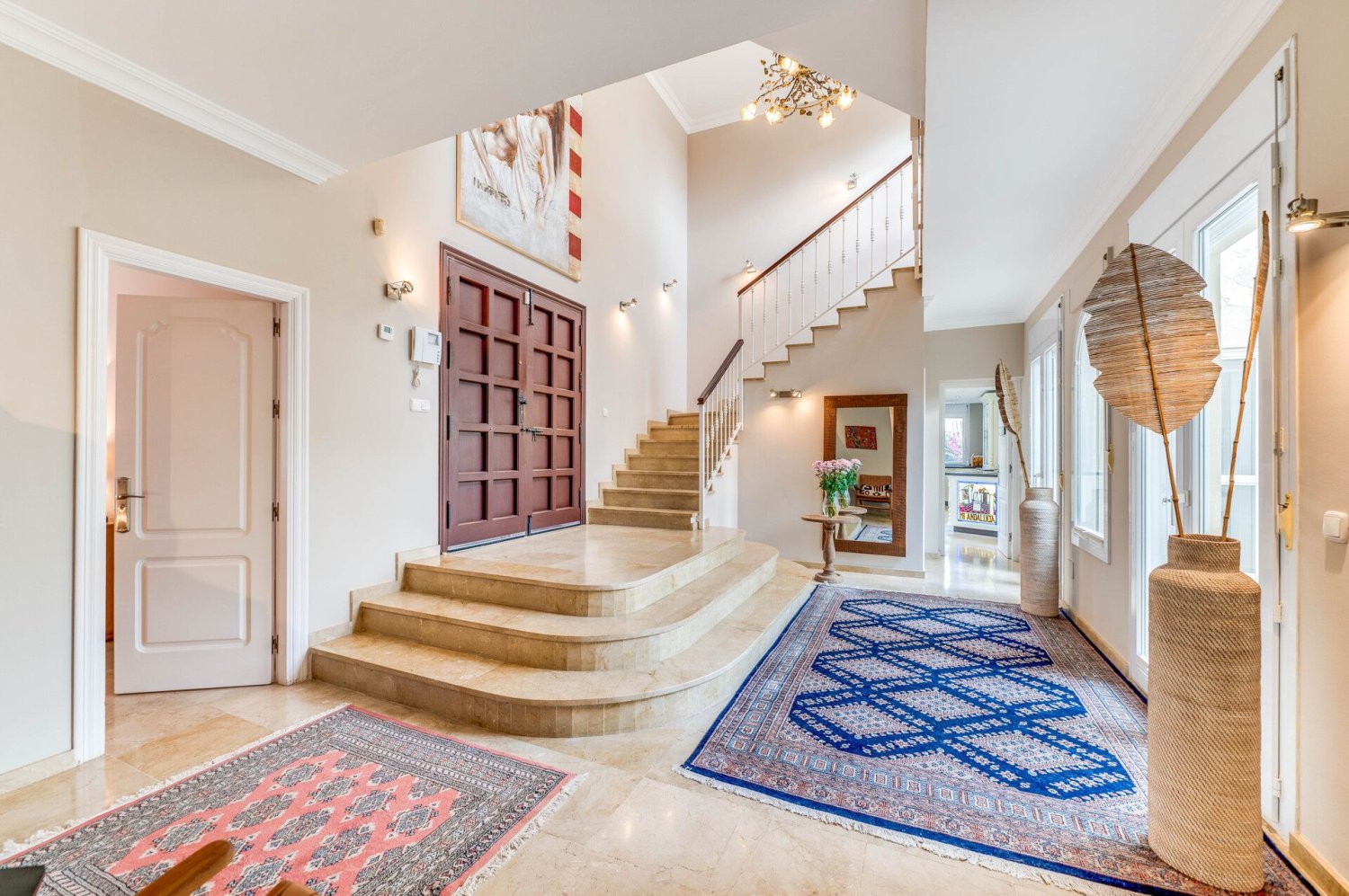 6 bedrooms Villa in Marbella, Spain No. 68013