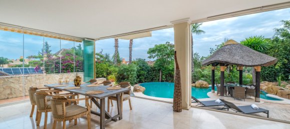 6 bedrooms Villa in Marbella, Spain No. 68013 19