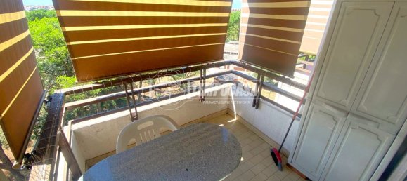 4 rooms Apartment in Rome, Italy No. 298127 14