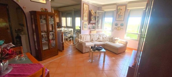 4 rooms Apartment in Rome, Italy No. 298127 24