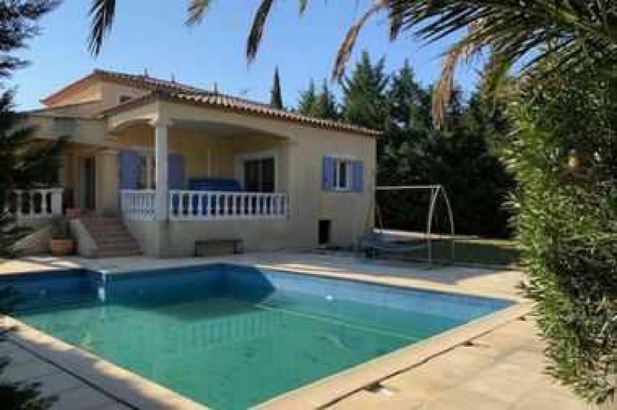 6 bedrooms House in Canet, France No. 32050