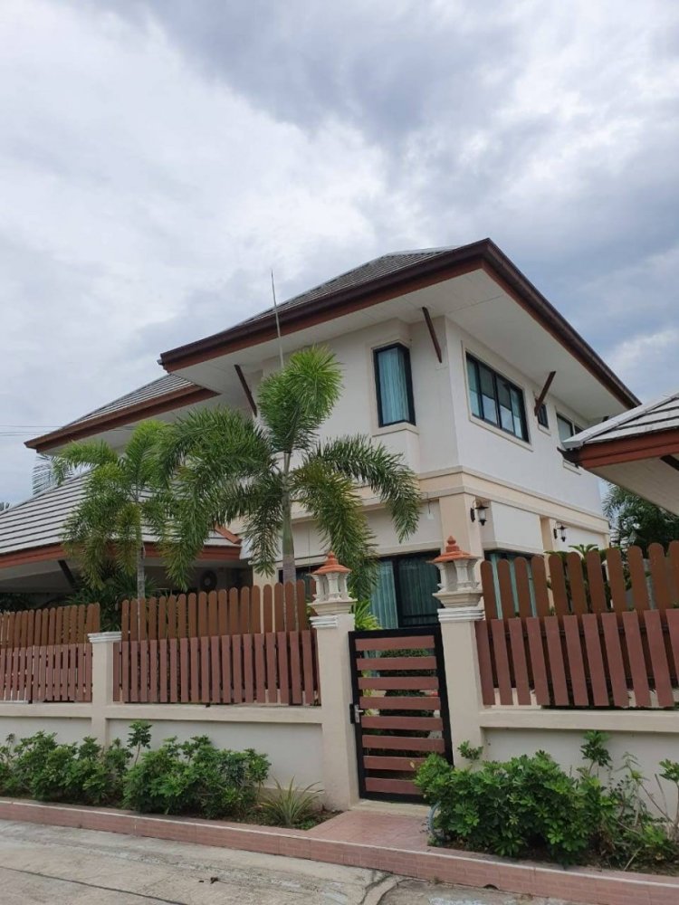 Café/restaurante de 4 dormitorios en Pattaya, Thailand No. 20085