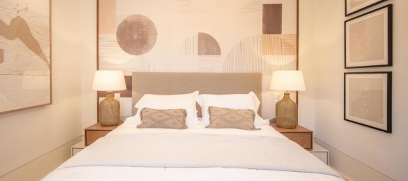 5 bedrooms Villa in Marbella, Spain No. 105370 19