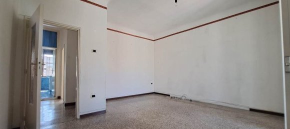 3 rooms Apartment in Taranto, Italy No. 306466 7