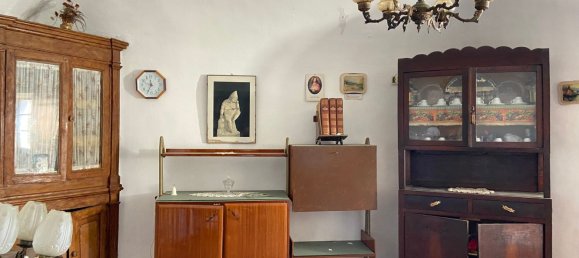 Дом с 5 комнатами в Интродаккуа, Италия № 297792 7