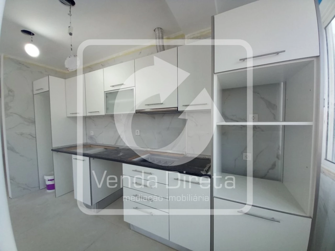 4 bedrooms Apartment in Almada, Portugal No. 87348