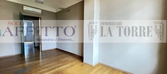 5 rooms Office in Alessandria, Italy No. 290061 9