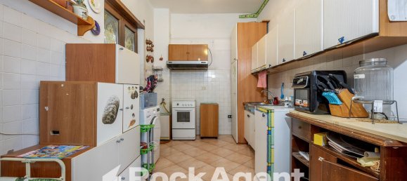 4 rooms Apartment in Tivoli, Italy No. 46766 34