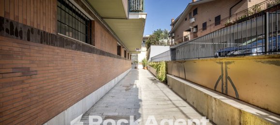 4 rooms Apartment in Tivoli, Italy No. 46766 23