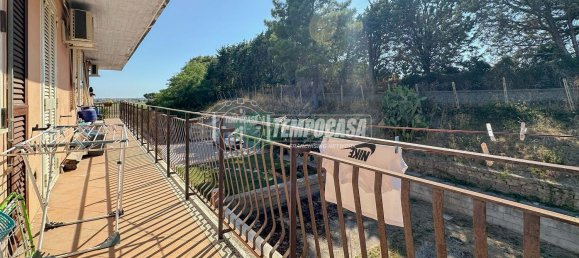 3 Schlafzimmer Wohnung in Anguillara Sabazia, Italy, Nr. 321178 8