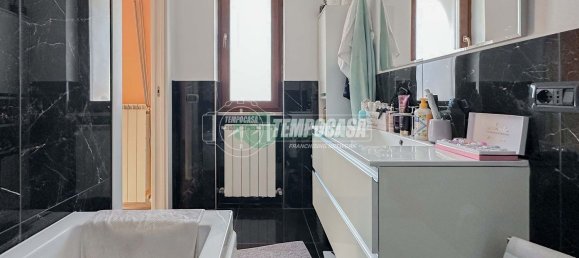 3 Schlafzimmer Wohnung in Anguillara Sabazia, Italy, Nr. 321178 13