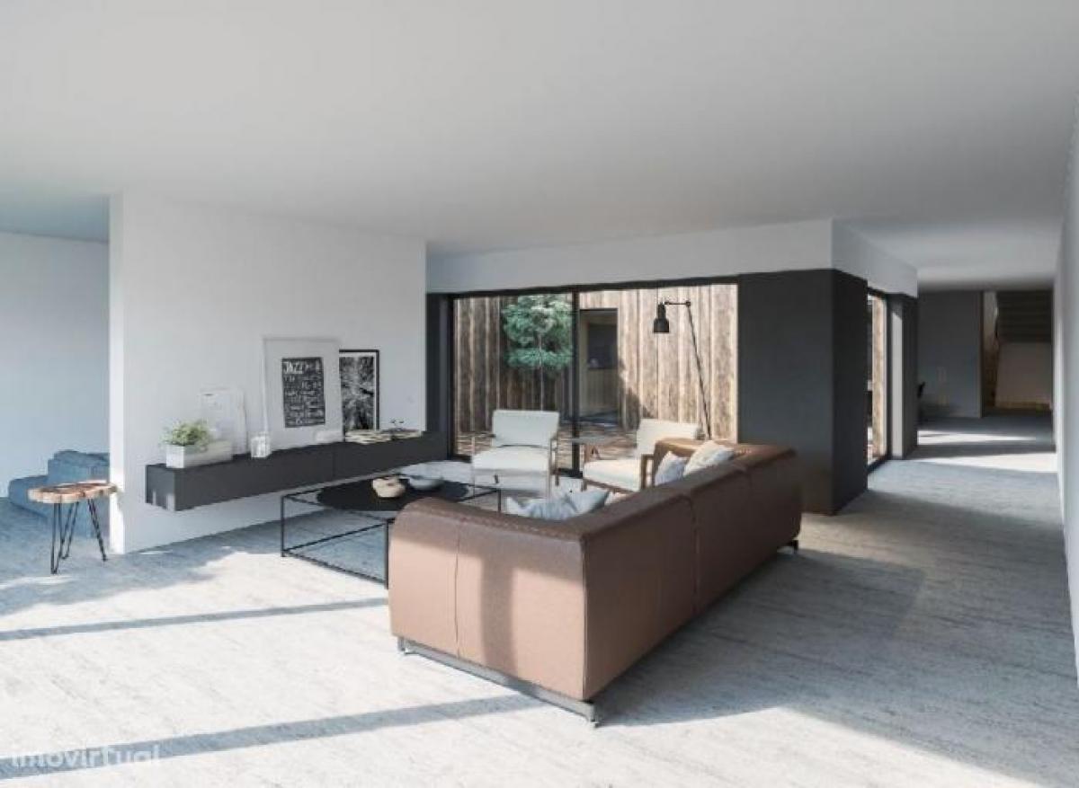 Casa de 5 dormitorios en Porto, Portugal No. 4897