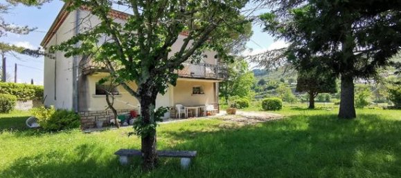 3 bedrooms House in Villeneuve-de-Berg, France No. 308657 4