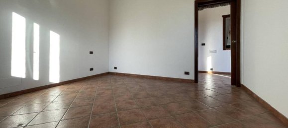 3 rooms Villa in Castana, Italy No. 35904 14
