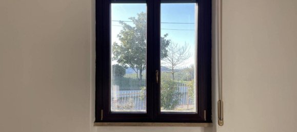 3 rooms Villa in Castana, Italy No. 35904 15