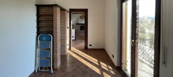 3 rooms Villa in Castana, Italy No. 35904 9