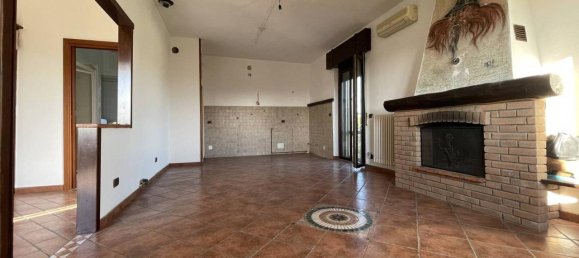 3 rooms Villa in Castana, Italy No. 35904 46