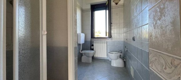 3 rooms Villa in Castana, Italy No. 35904 17
