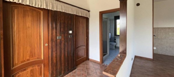 3 rooms Villa in Castana, Italy No. 35904 26
