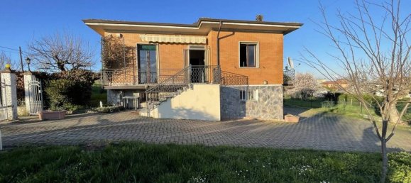 3 rooms Villa in Castana, Italy No. 35904 37