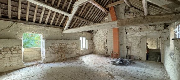 3 bedrooms House in Morienval, France No. 157909 5