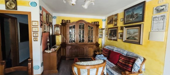 Квартира с 3 комнатами в Гардоне Валь Тромпия, Италия № 324970 2