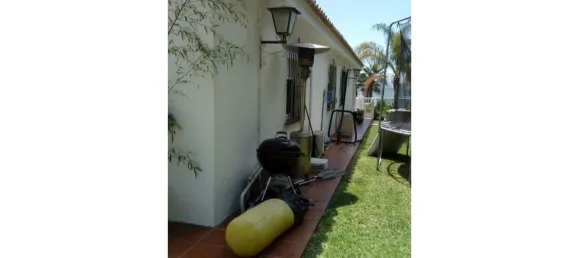 5 bedrooms House in Estepona, Spain No. 30074 5