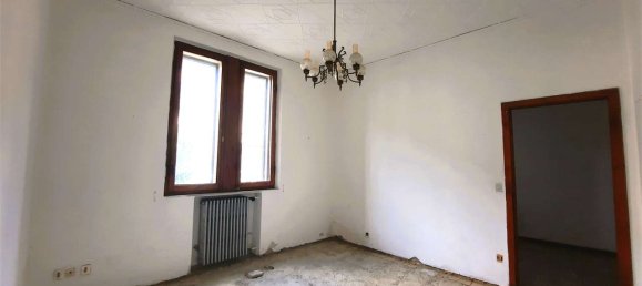 3 bedrooms Villa in Pistoia, Italy No. 67042 6
